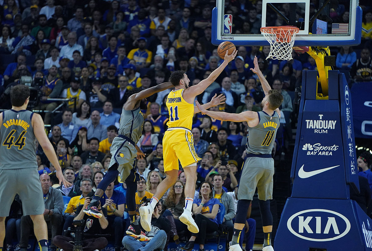 包含NBA常规赛赛前走向成谜；孟菲斯灰熊造点机会；管理层满意；数据趋势出现新变化的词条