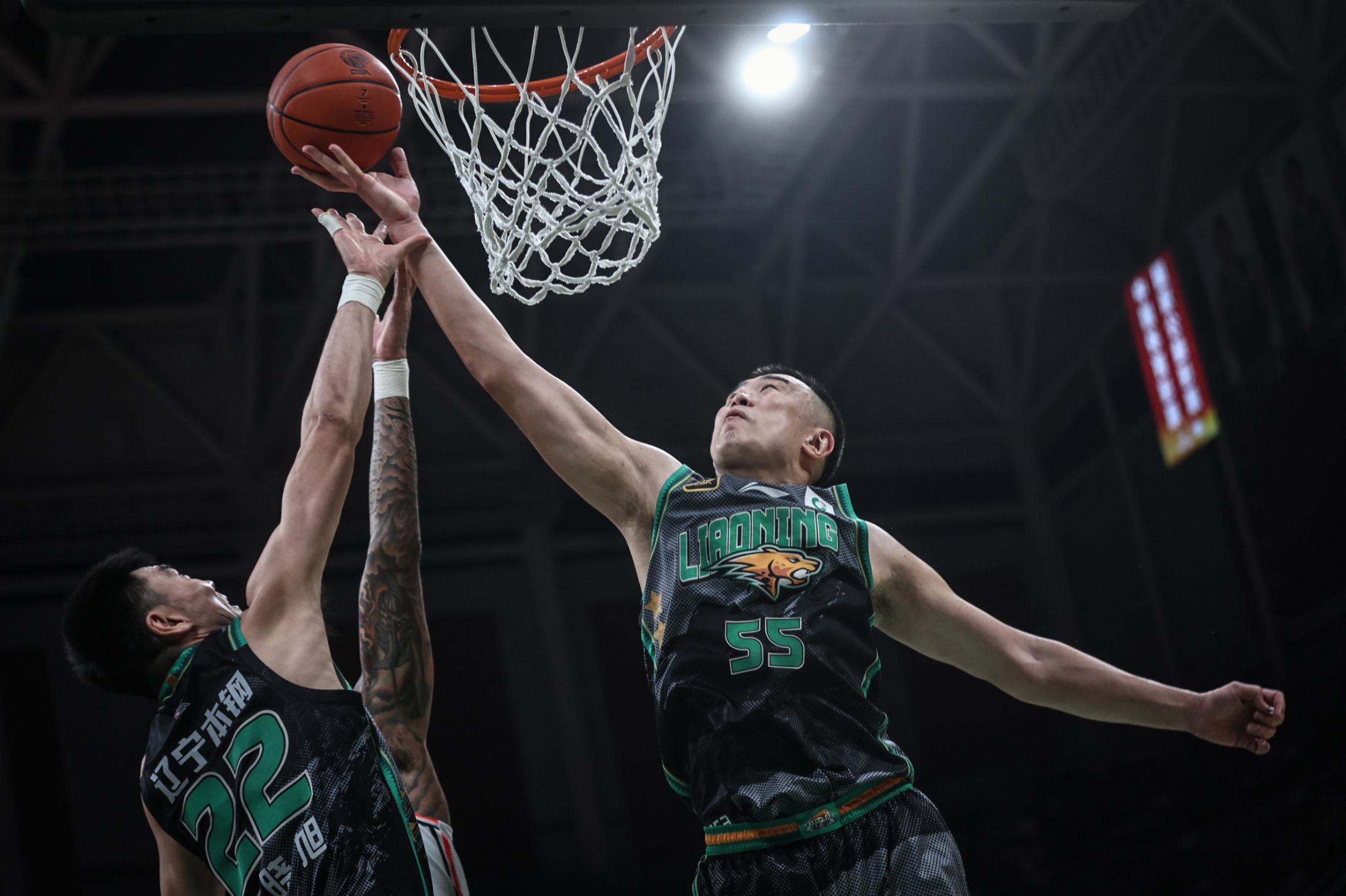 里尔训练开放日；国际比赛日伤情更新引欢呼；CBA季后赛在即；控场能力受关注的简单介绍